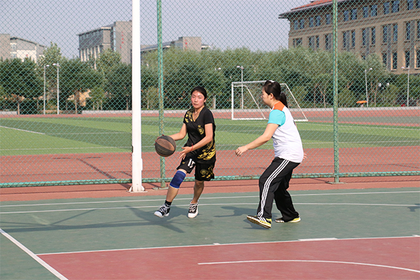 恭贺我院2016yl88858永利集团女子篮球赛勇夺桂冠 恭贺我院2016yl88858永利集团女子篮球赛勇夺桂冠